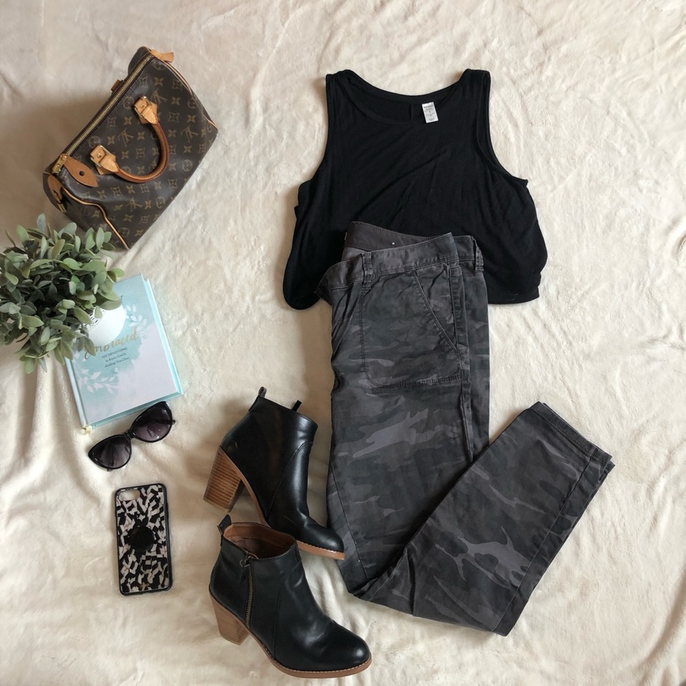 Loft gray camouflage pants